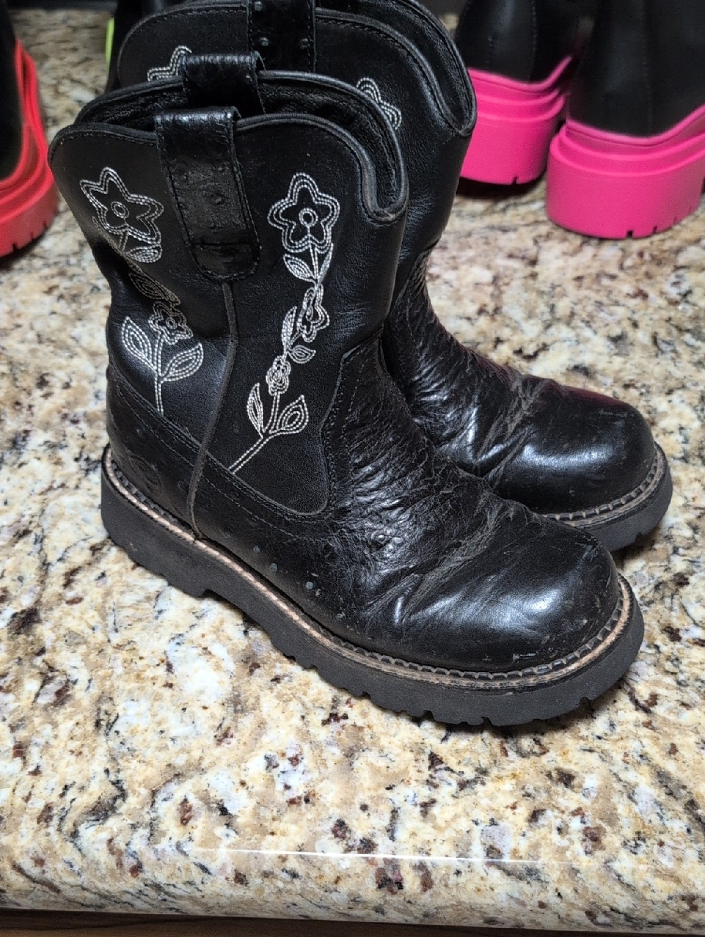 Roper Black Western Floral Stitch Pull-On Boots